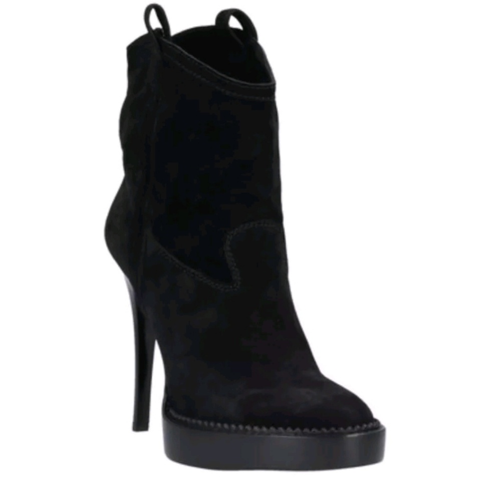 Burberry The Artist Neston Booties Boots